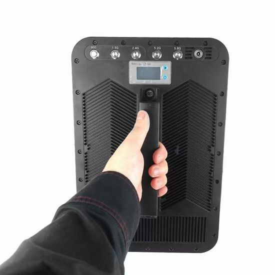 Handheld Drone Signal Jammer Anti Drone System 5 bands 130W TJ002